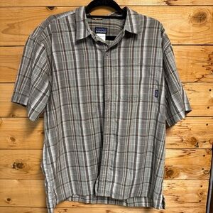 Patag Men’s button up shirt